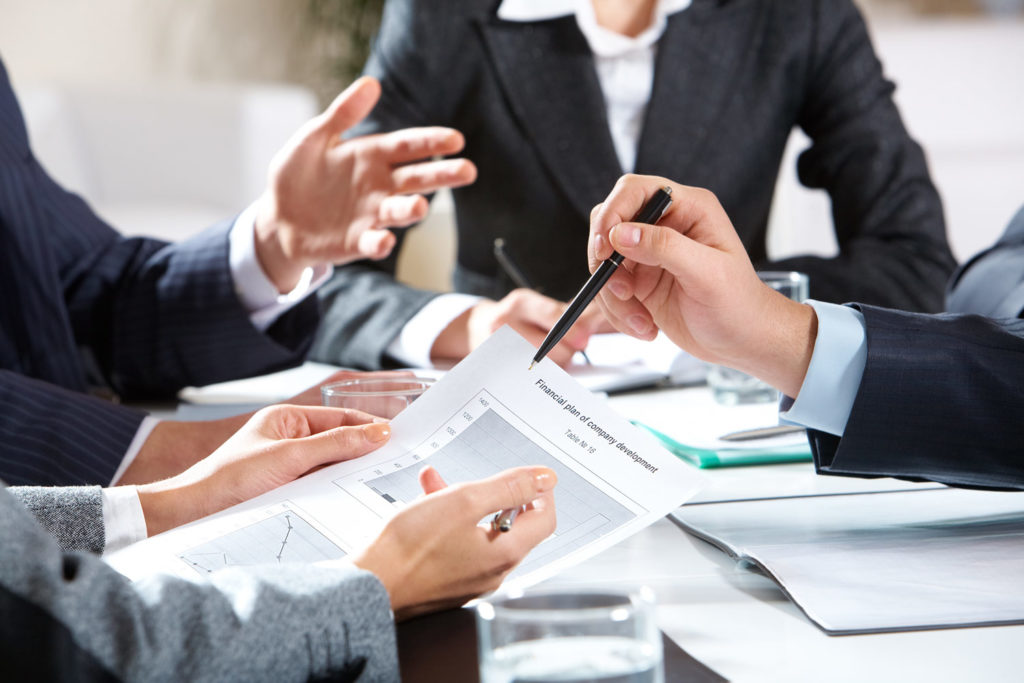 HG Solutions, Mag. Hannes Gruber, Controlling- und Finanzspezialist, Controlling und Finanzen, Prozessmanagement, Optimierung von Prozessen und Systemoptimierung, Effizienzsteigerung für KMU durch Optimierung bestehender Softwaresysteme, Einführung Kostenwahrheit KMU, individuelle Finanzlösungen, Kostentransparenz im Unternehmen, Prozesse optimieren, Controlling Abläufe optimieren, Hilfe beim Softwarewechsel, Interim Management, individuelle Excel Lösungen, Prozessberatung Implementierung von von Excel- und Softwarelösungen